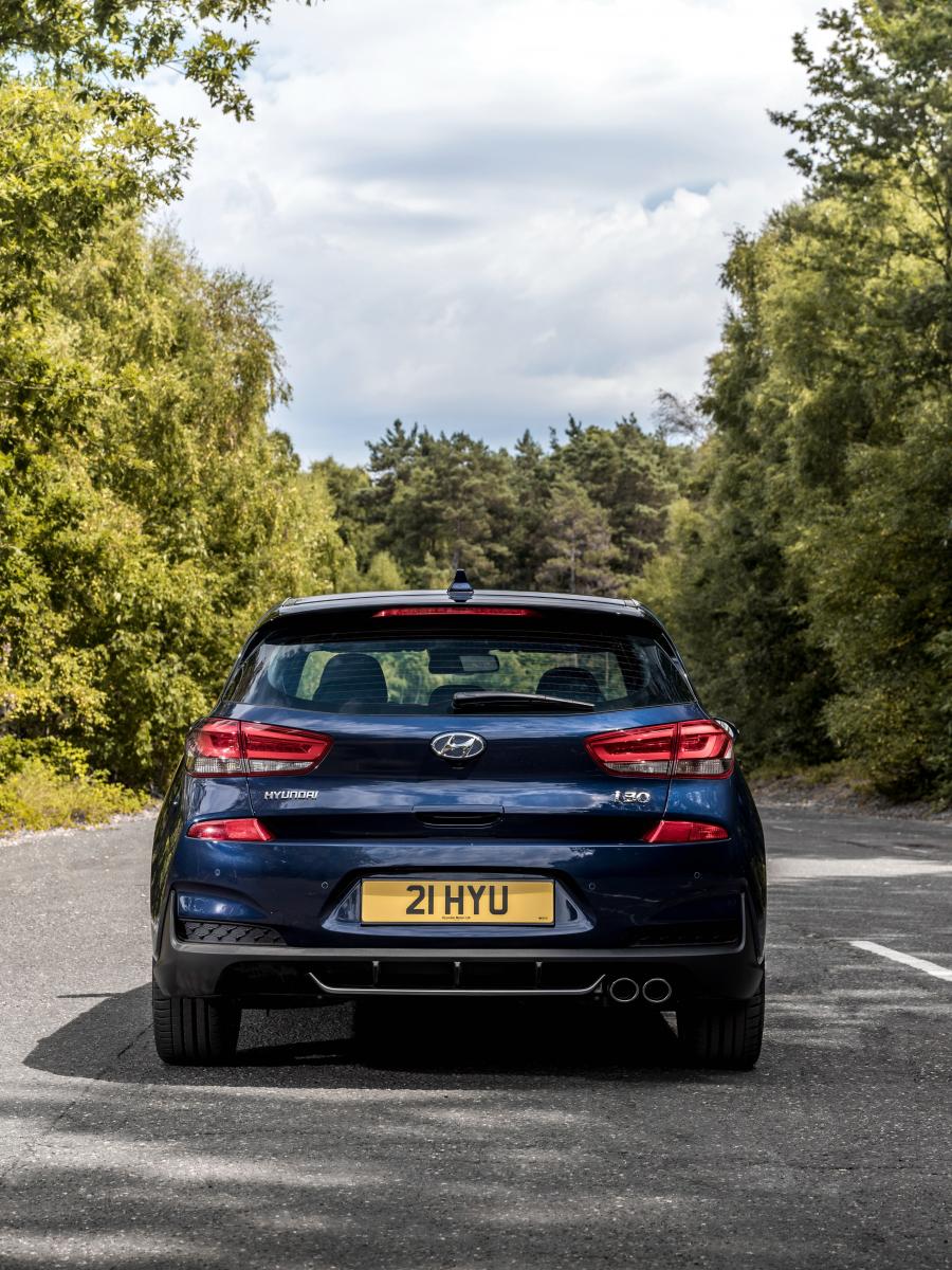  Hyundai i30 N Line (PD) 2018 года  (UK) (фото 15 из 40)